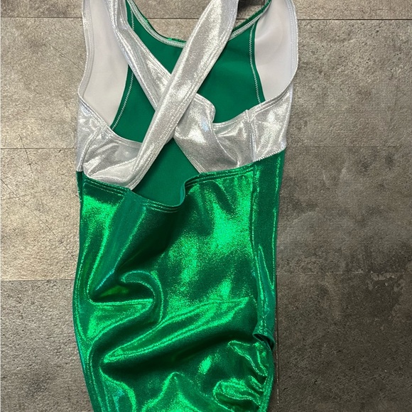 NW5 O3GL055 Obersee Gymnastics dance Leotard Athletic Cross Back Green sz AS - Picture 6 of 10